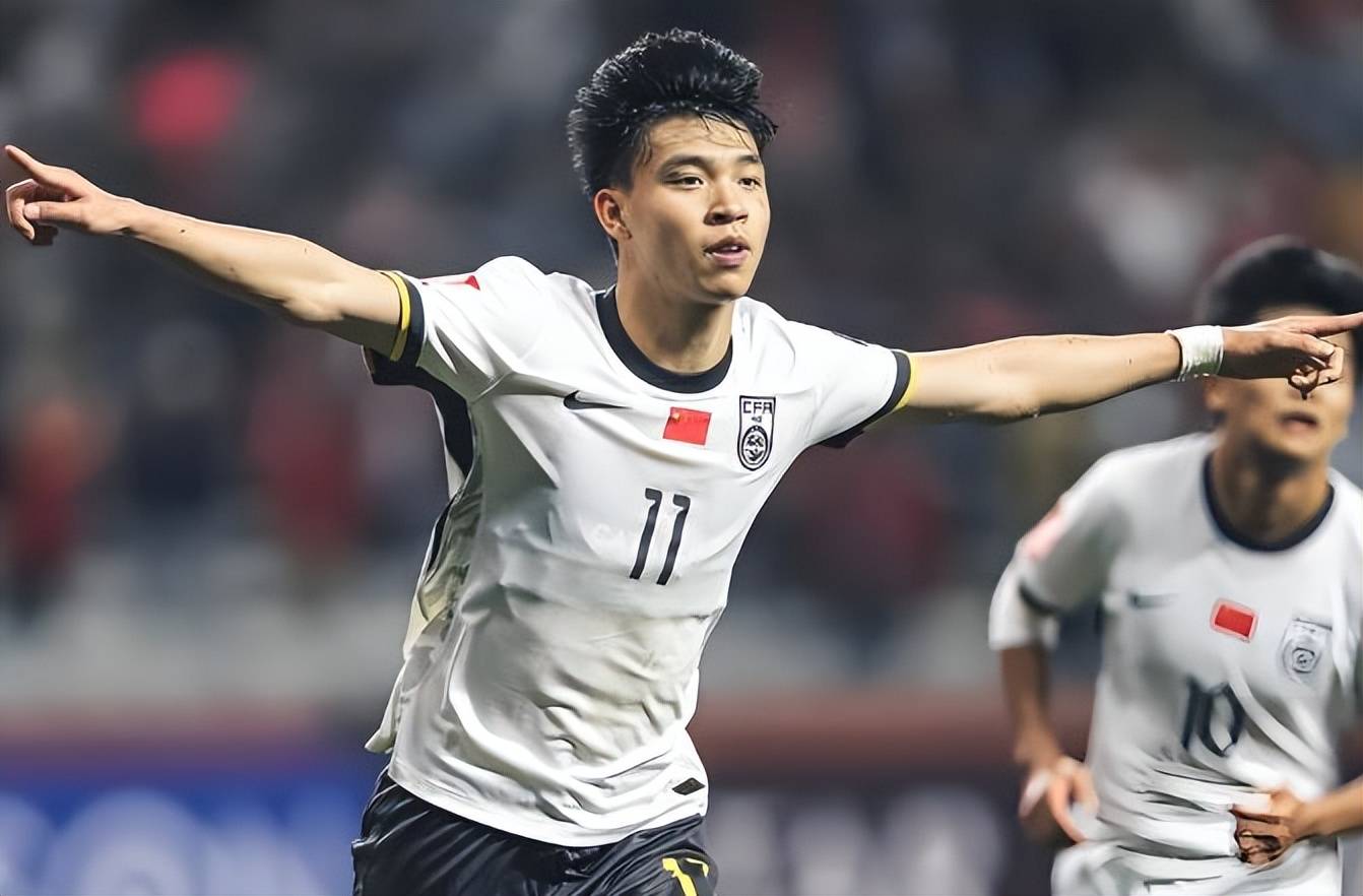 浙江队国际比赛日官宣签约，志在英超名次提升，引发热议，资深球员宣示担当的简单介绍-爱游戏